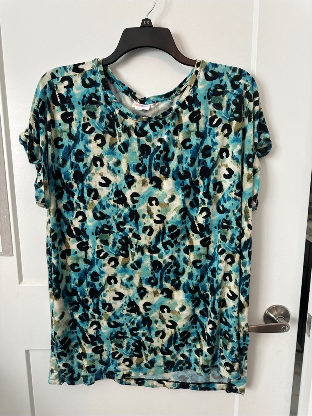 LuLaRoe Teal and Black Leopard Print Short Sleeve Top